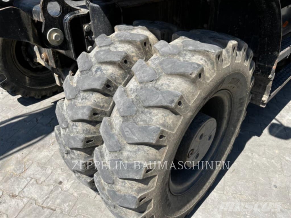 CAT M320F Ratiniai ekskavatoriai