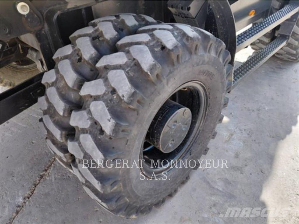 CAT M320F Mobilbagger