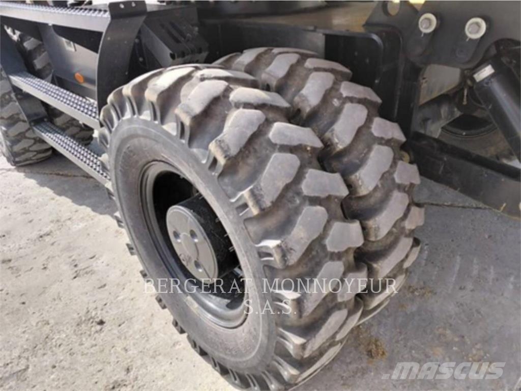 CAT M320F Mobilbagger