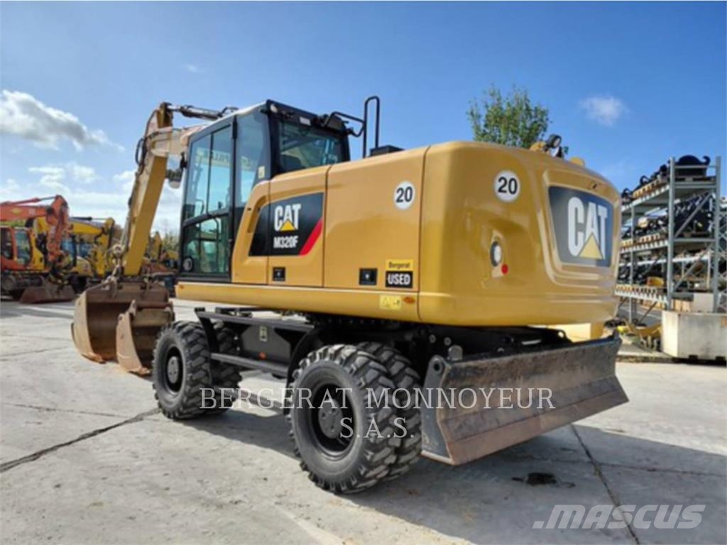 CAT M320F Mobilbagger