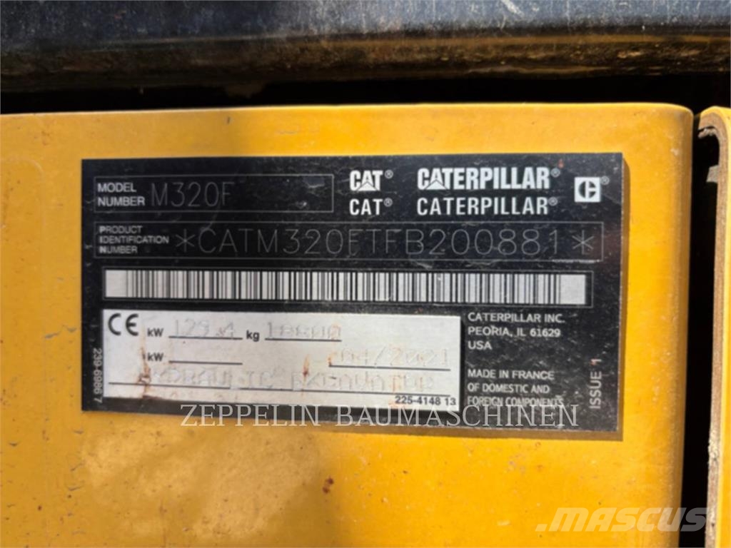 CAT M320F Gumikerekes kotrók