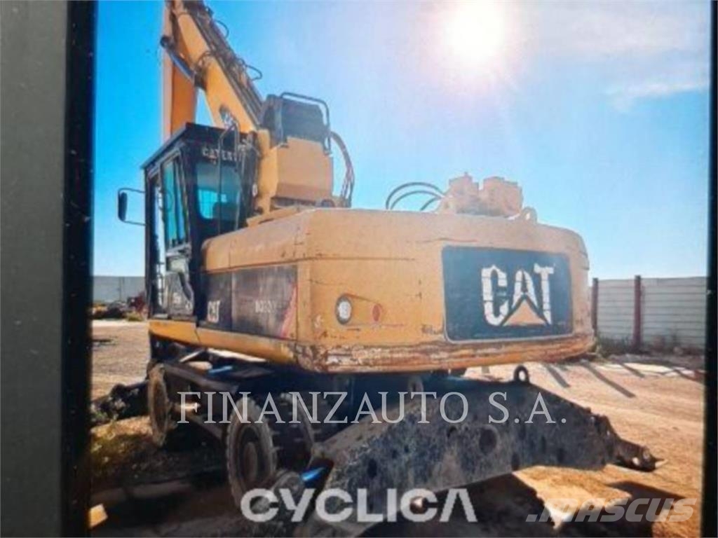 CAT M322D MH Excavadoras de ruedas
