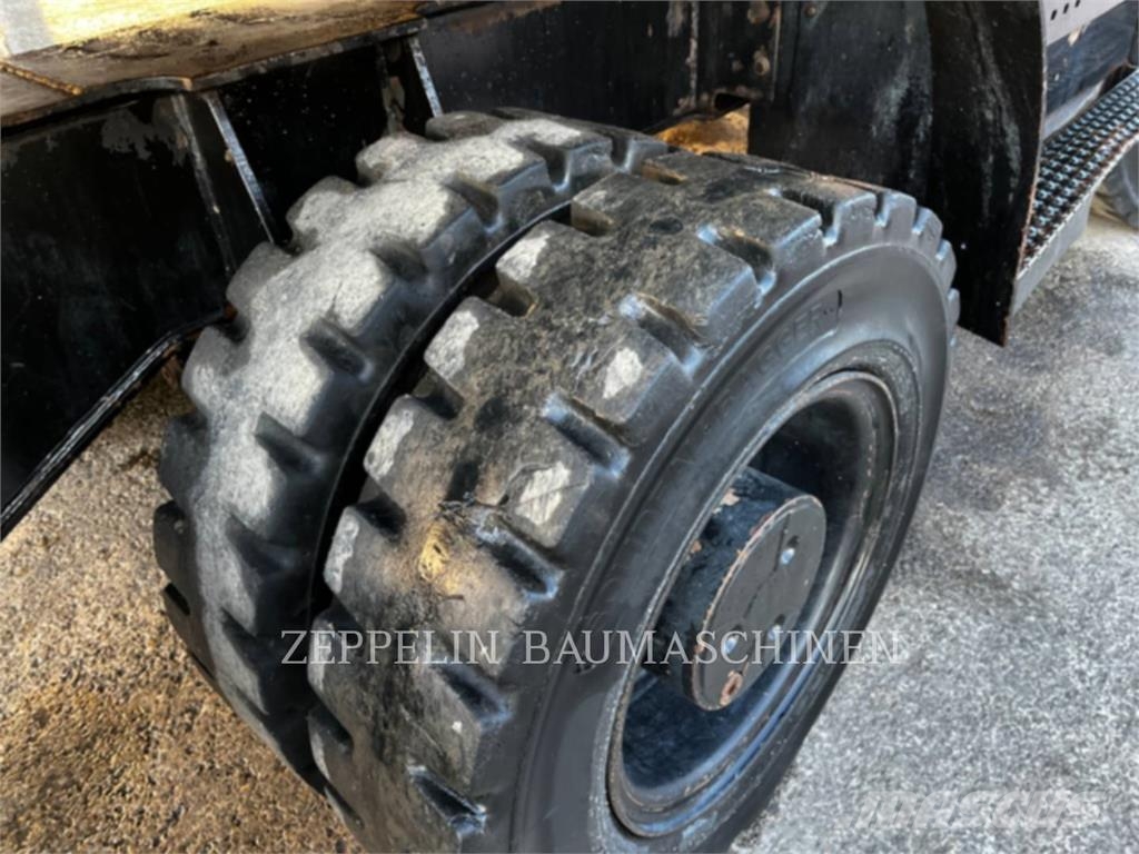 CAT M322DMH Abrissbagger