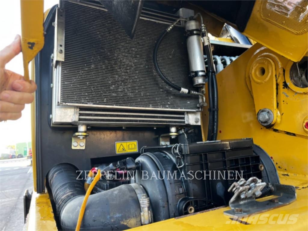 CAT M322DMH Abrissbagger