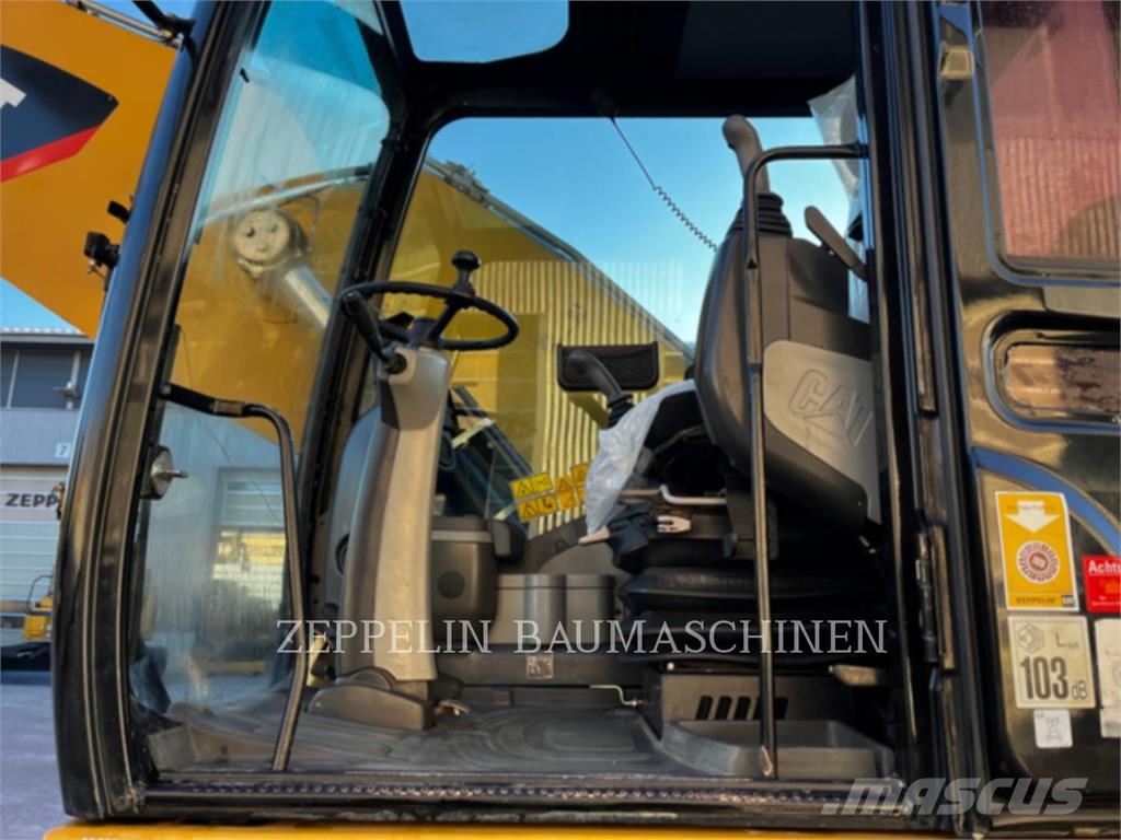 CAT M322DMH Abrissbagger