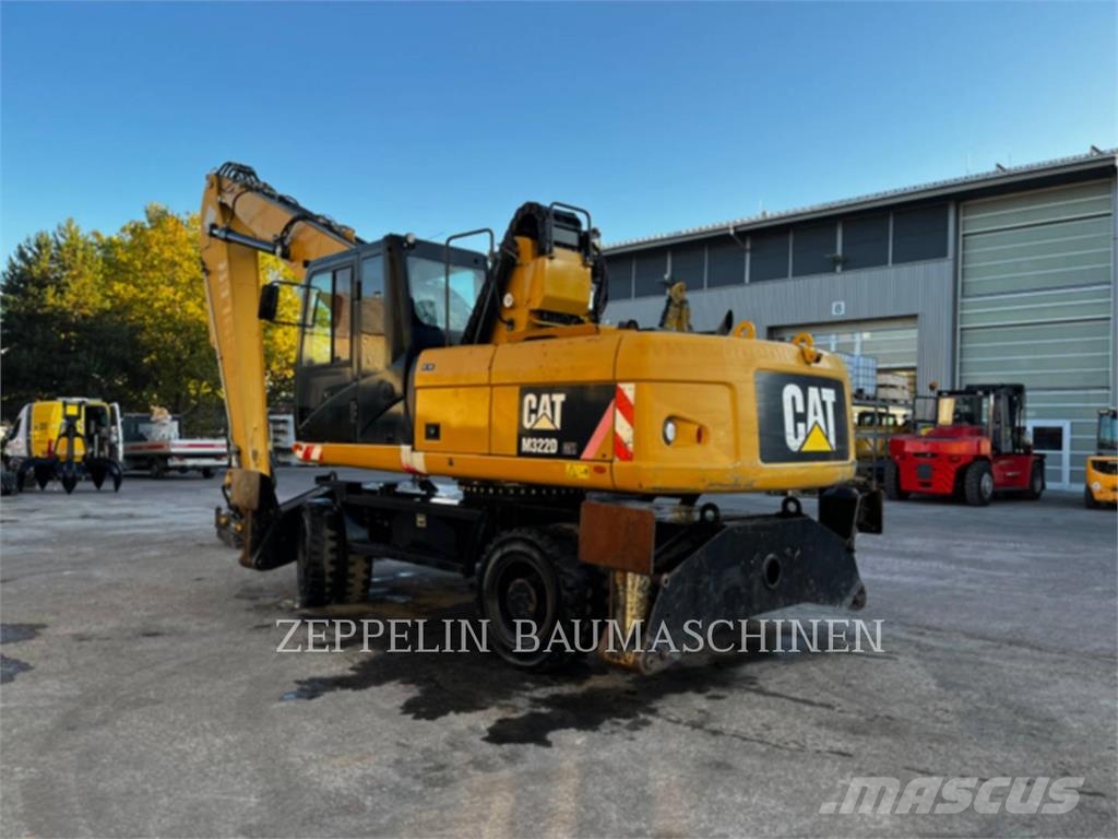 CAT M322DMH Abrissbagger