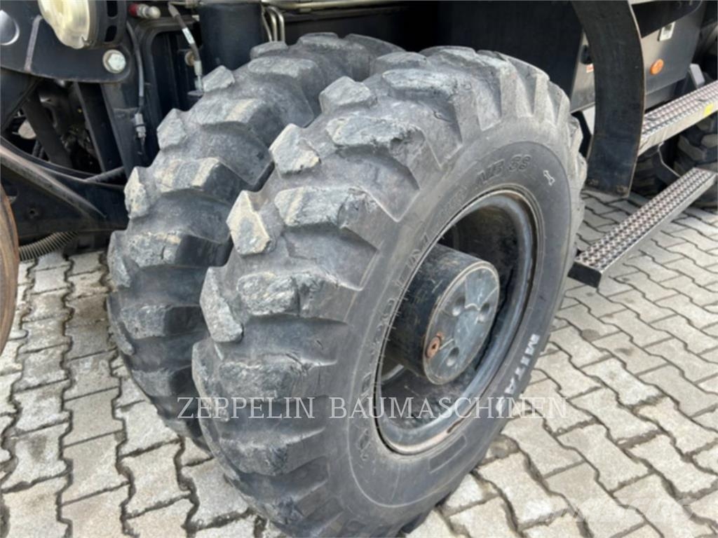 CAT M323F Excavadoras de ruedas