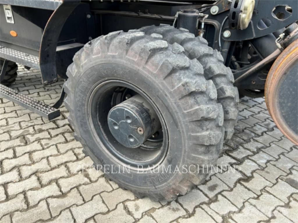 CAT M323F Excavadoras de ruedas
