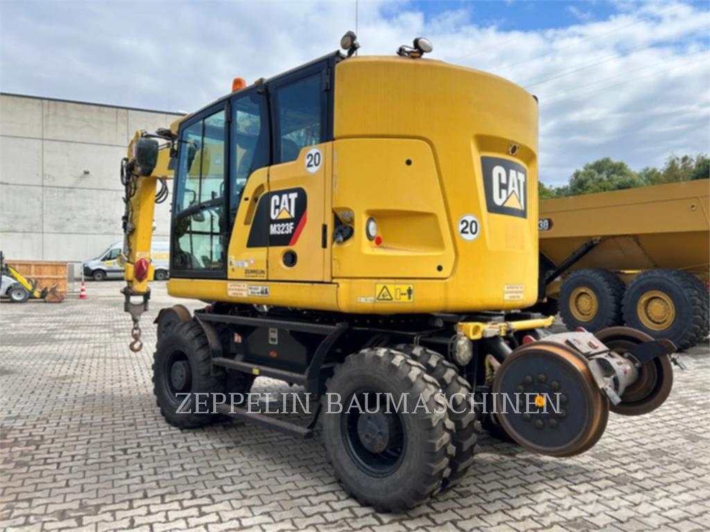 CAT M323F Excavadoras de ruedas