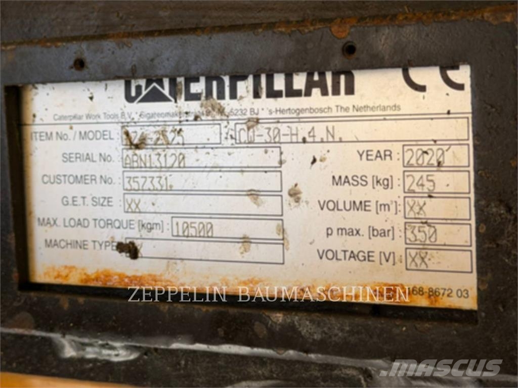 CAT MH3022-06C Demoliční rýpadla