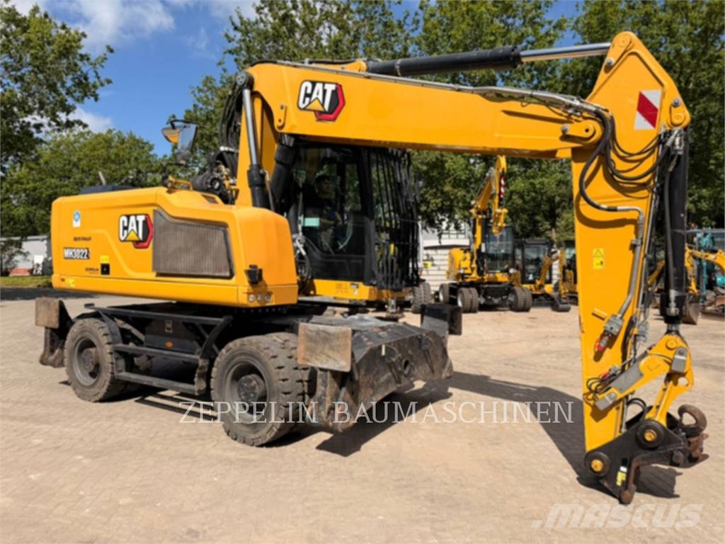 CAT MH3022-06C Demoliční rýpadla