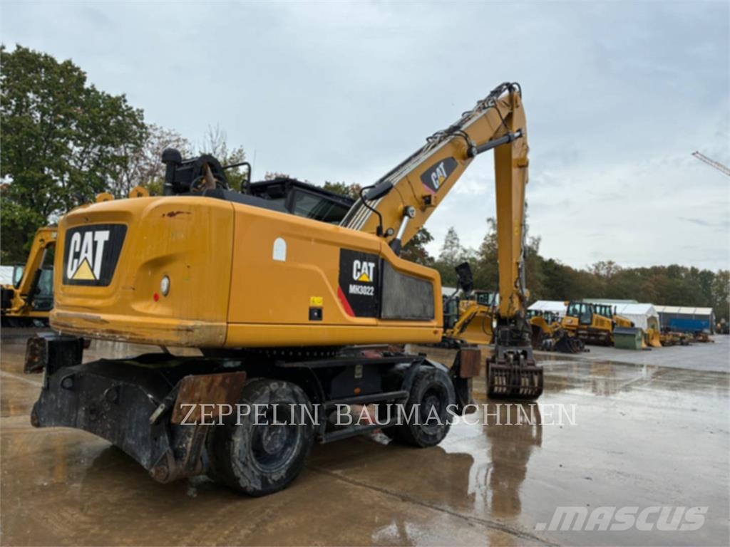 CAT MH3022-06C Demontāžas ekskavators