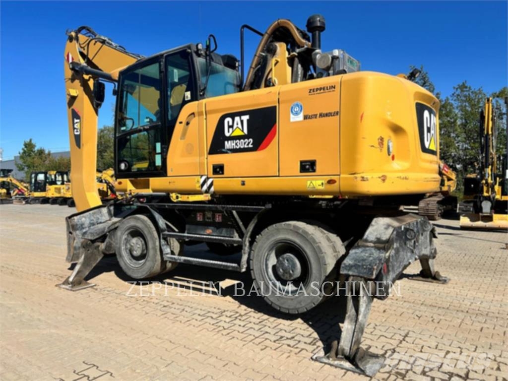 CAT MH3022-06C Rušilni bagri