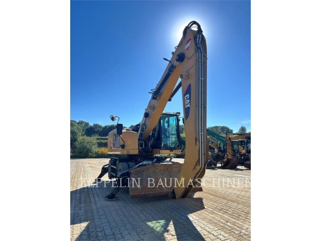 CAT MH3022-06C Rušilni bagri