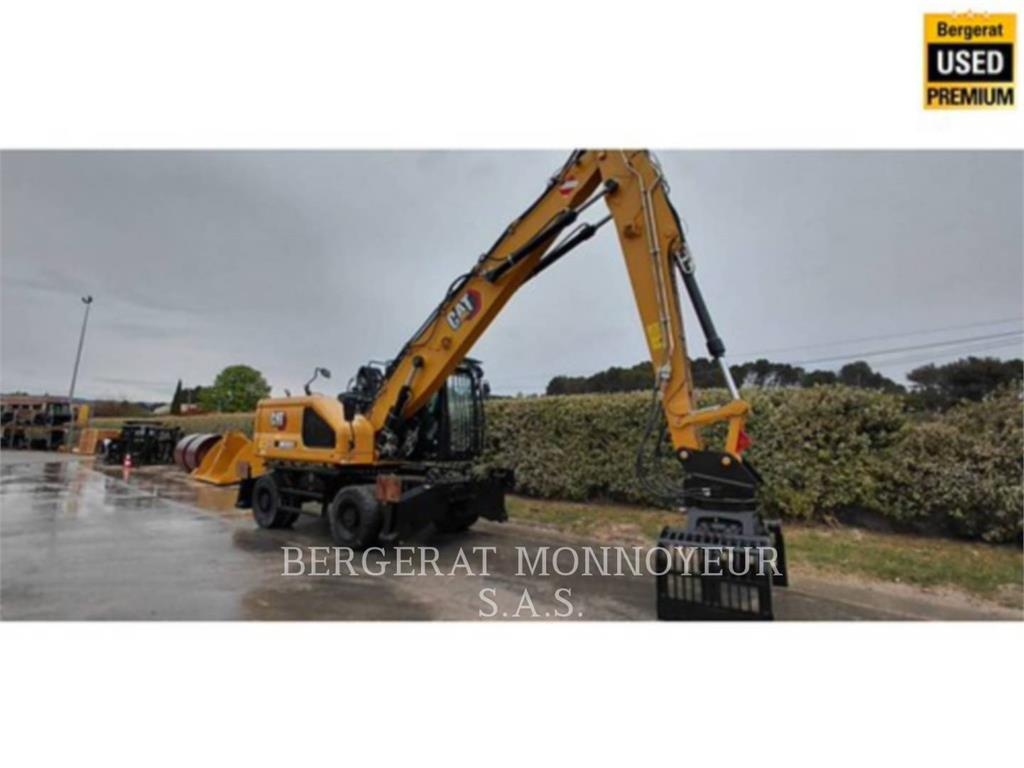 CAT MH3024 Gumikerekes kotrók