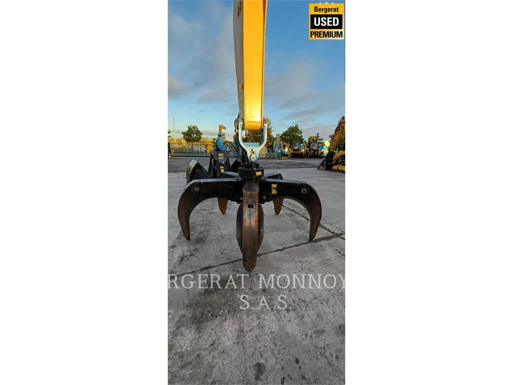 CAT MH3024 Hjulgrävare