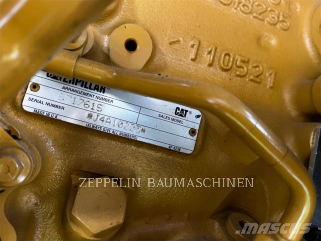 CAT MH3024-07A Bontásra használt kotrók