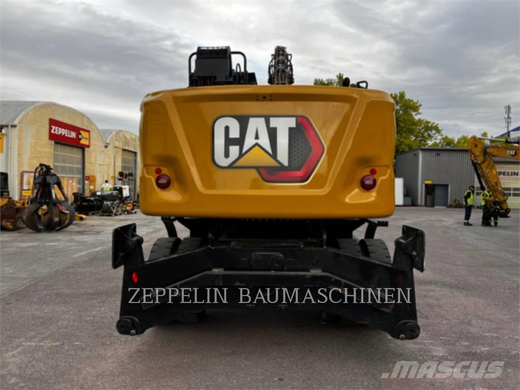 CAT MH3024-07A Bontásra használt kotrók
