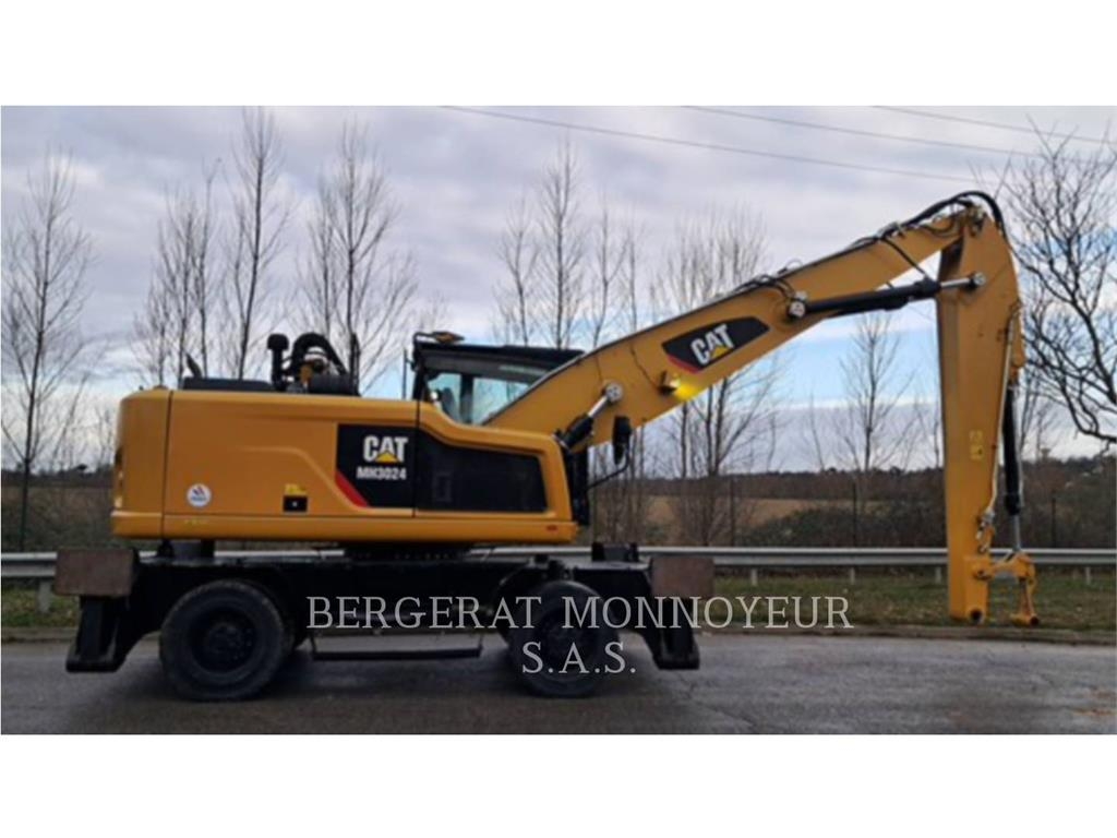 CAT MH3024-1 Pelle sur pneus
