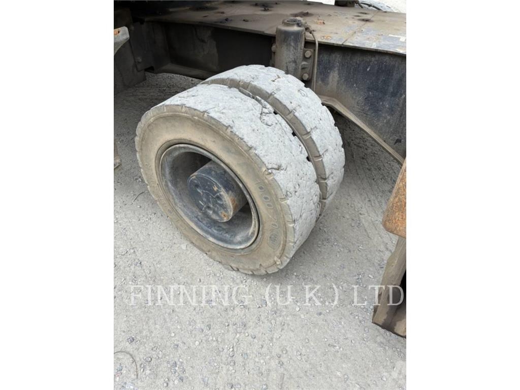 CAT MH3024 MH 轮式挖掘机