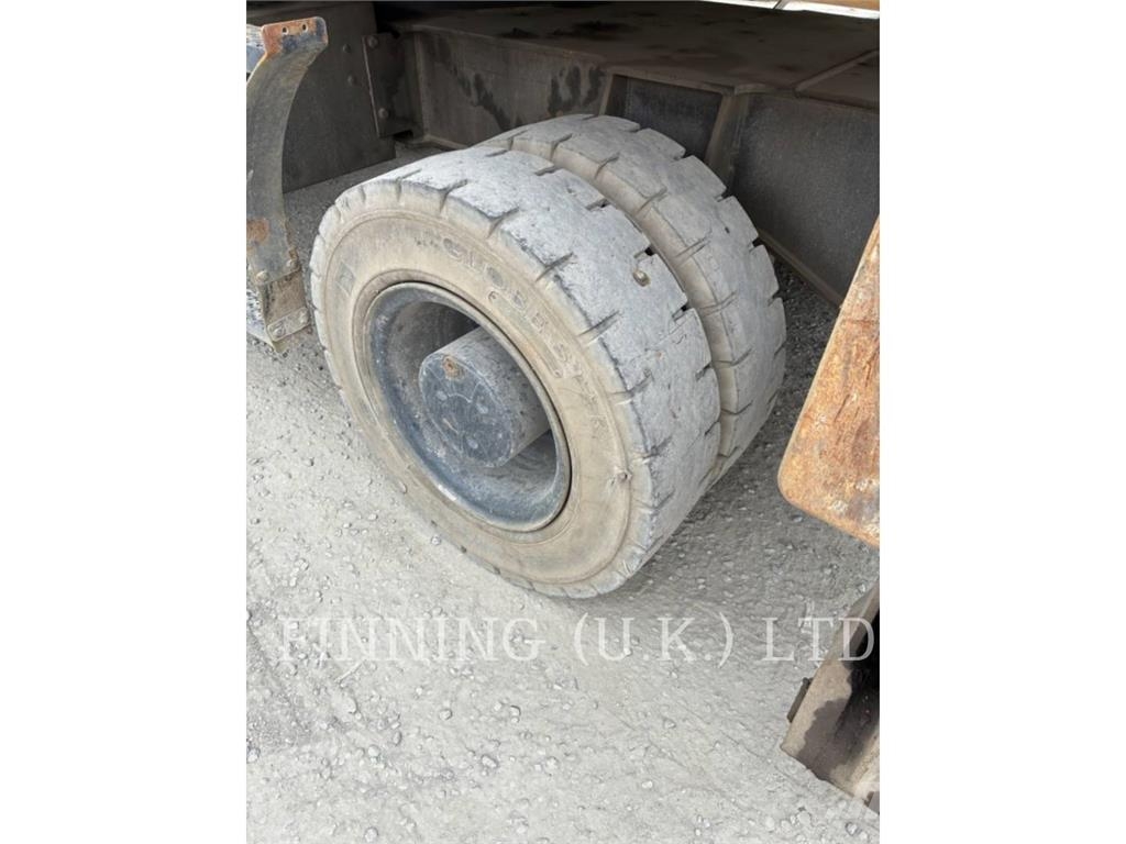 CAT MH3024 MH 轮式挖掘机