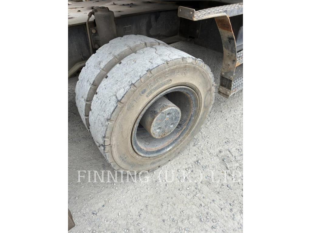 CAT MH3024 MH 轮式挖掘机