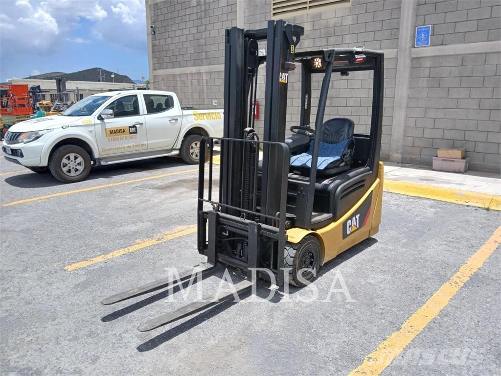CAT MITSUBISHI 2ETC3000 Electric forklifts