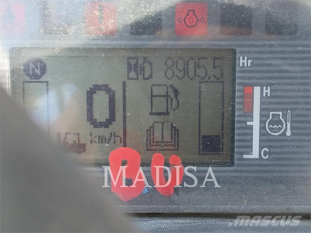 CAT MITSUBISHI DP45NM1-D شاحنات الديزل