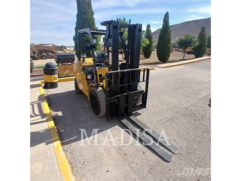 CAT MITSUBISHI DP45NM1-D Plinski viličari
