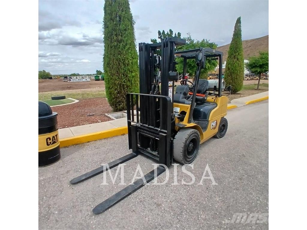 CAT MITSUBISHI GP30N5-LE Газовые погрузчики
