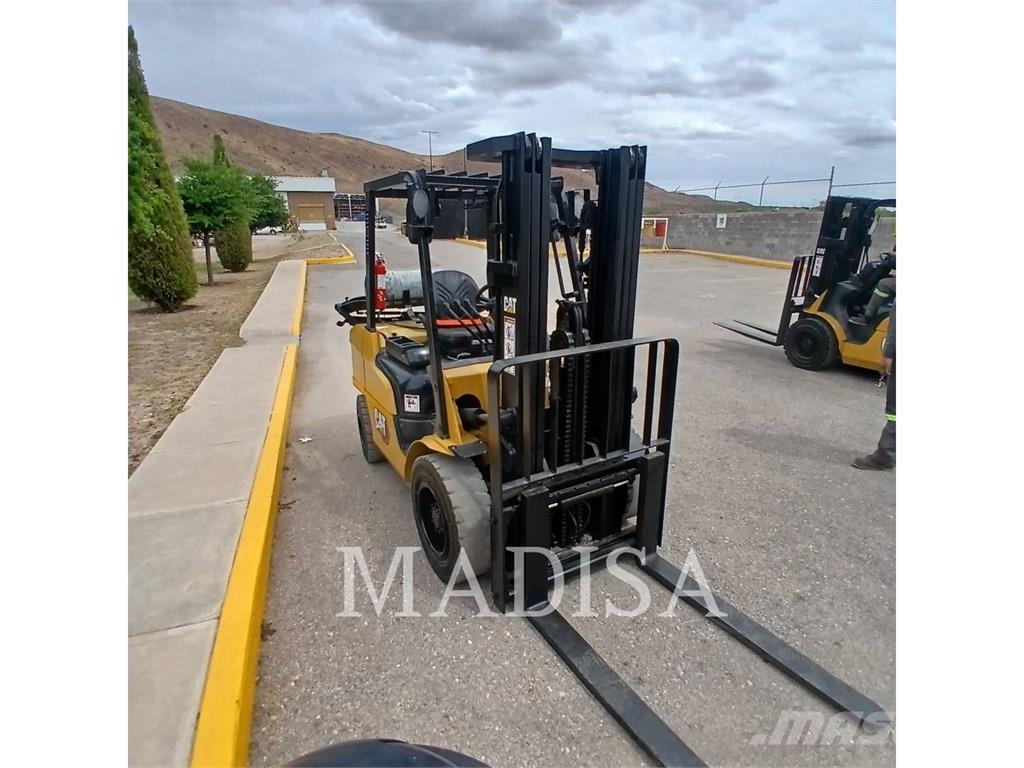 CAT MITSUBISHI GP30N5-LE Газовые погрузчики
