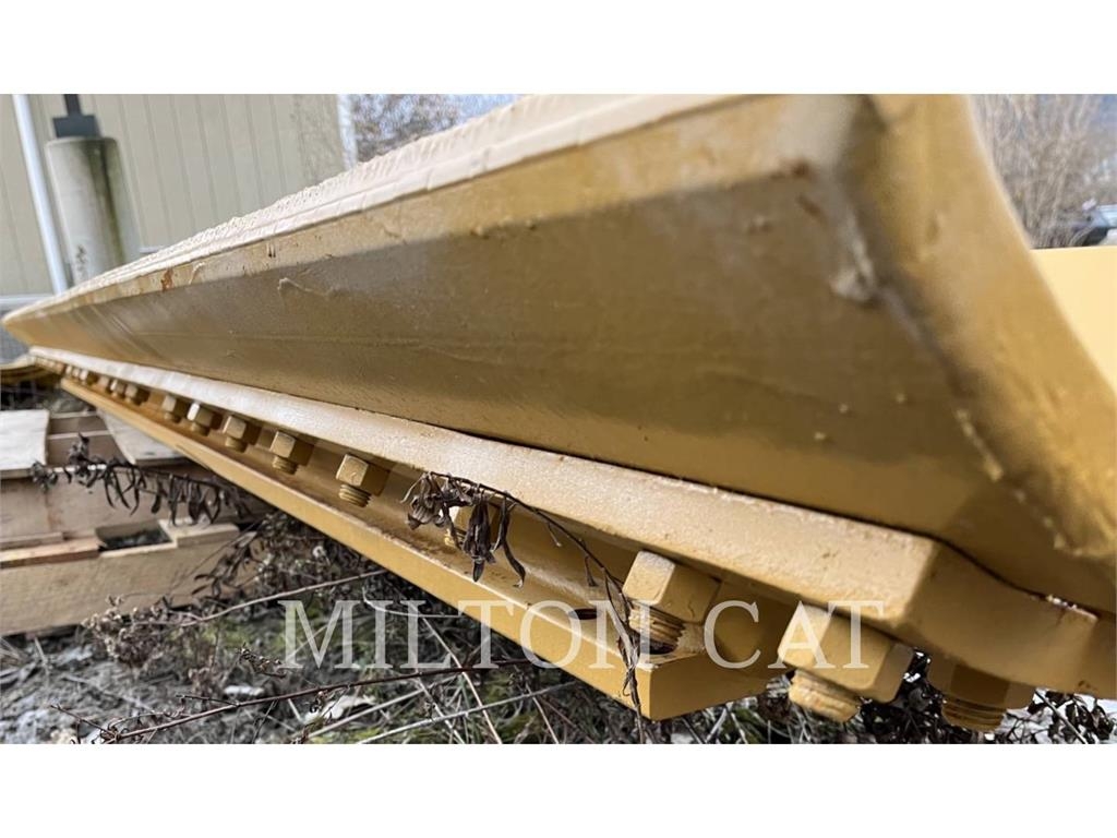 CAT MOTOR GRADER 12 FOOT MOLDBOARD Lemiesze
