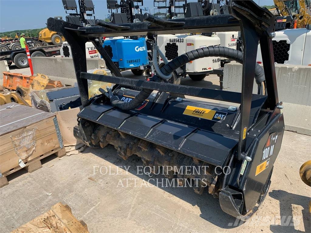 CAT MUSSHM418X Minicargadoras
