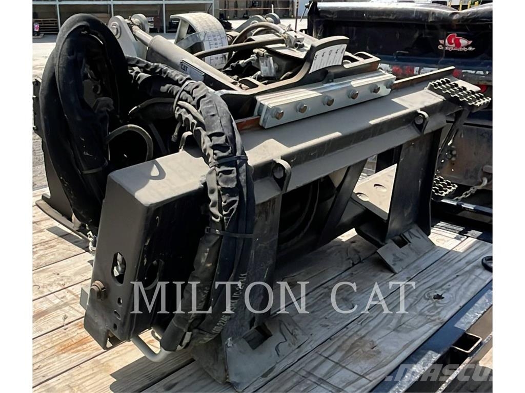 CAT PC205 COLD PLANER Ravnalniki
