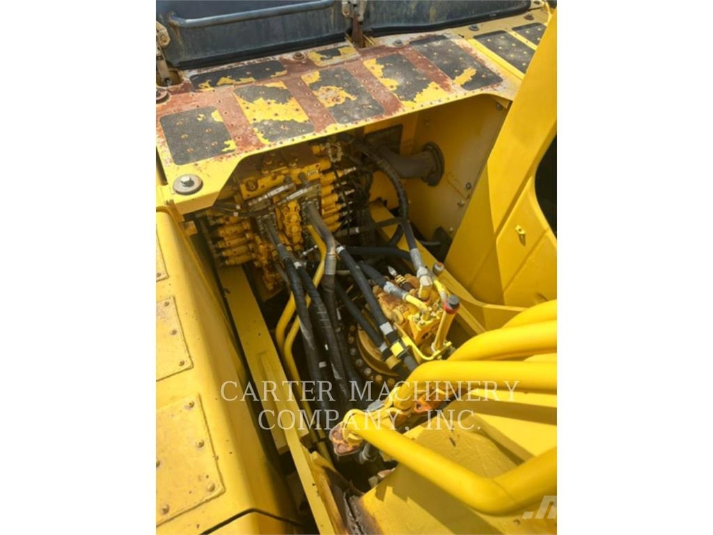 CAT PC240LC-10 Excavadoras sobre orugas