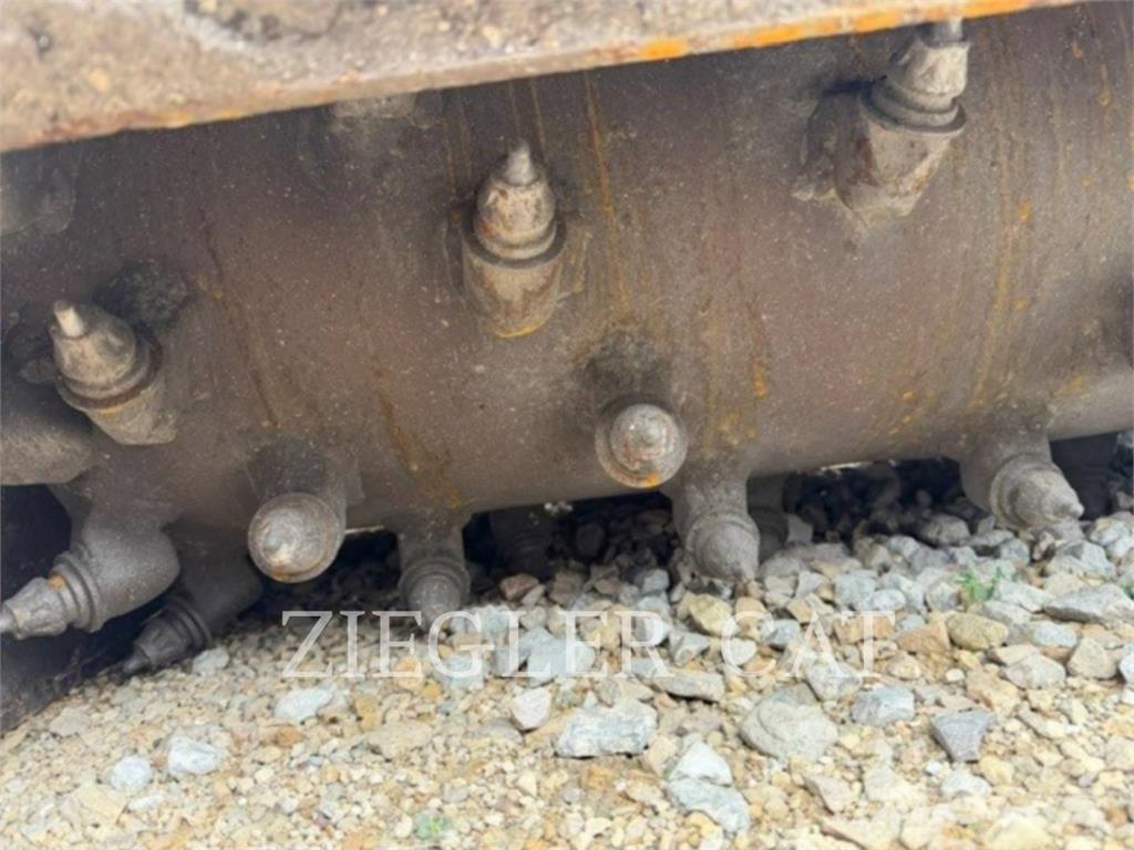 CAT PC310B Drožimo staklės
