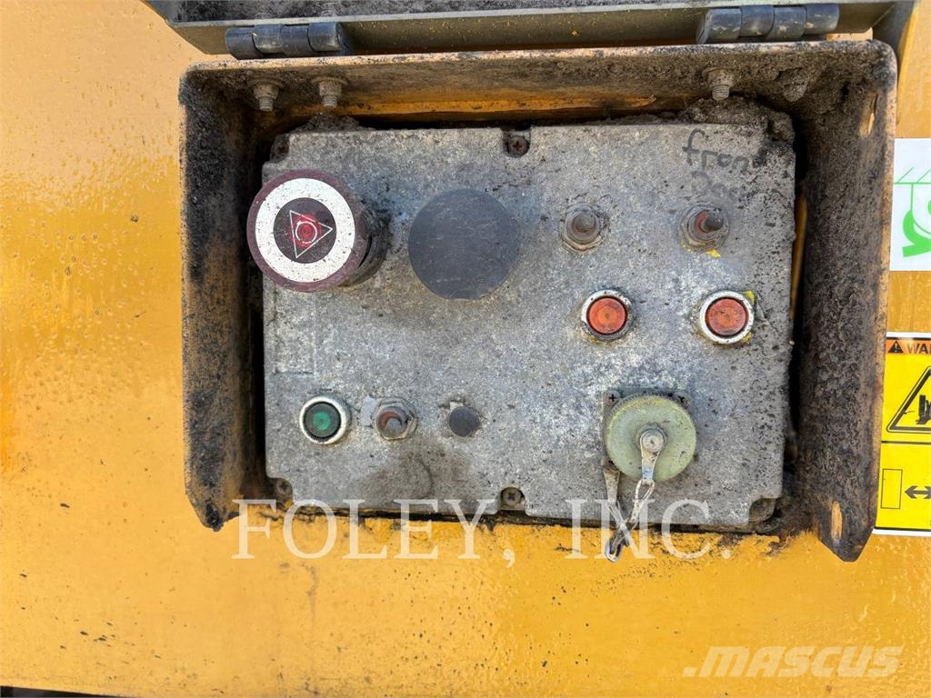 CAT PM-200 Kylmäasfalttikoneet