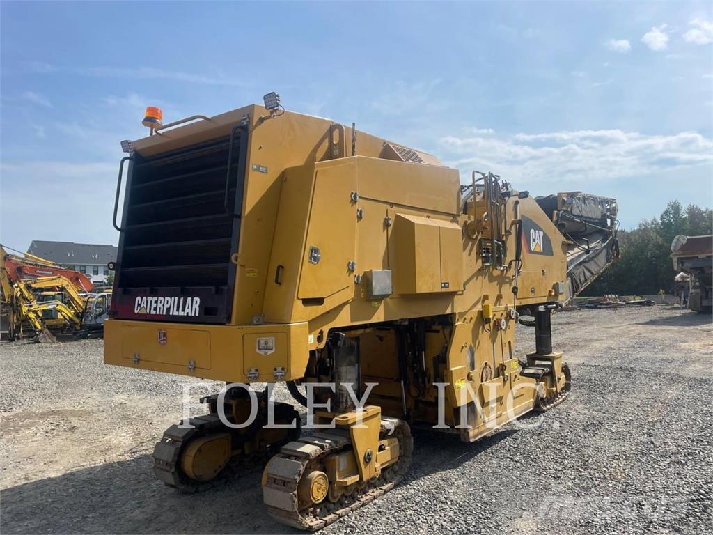 CAT PM-200 Kylmäasfalttikoneet