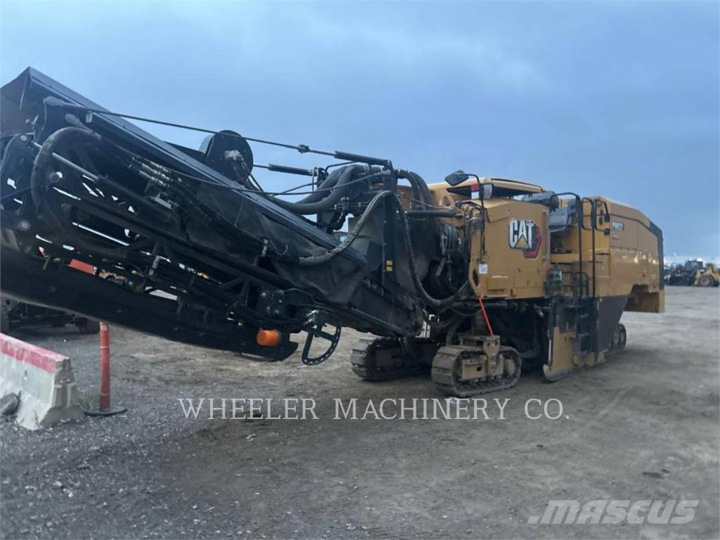 CAT PM822 Asphalt cold milling machines