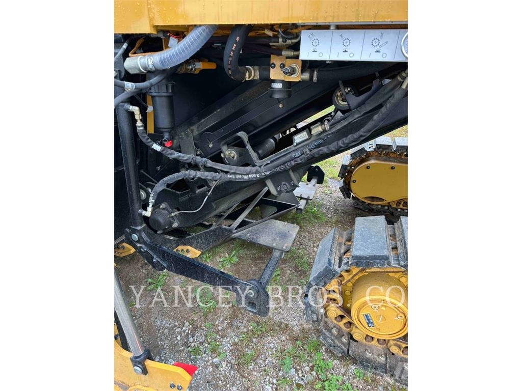 CAT PM822 Asphalt recycling