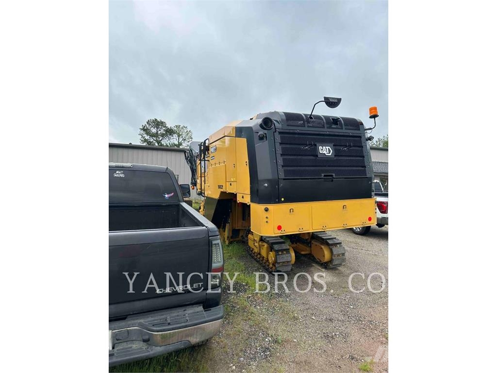 CAT PM82202 Bodenstabilisierer/Asphalt-Recycler