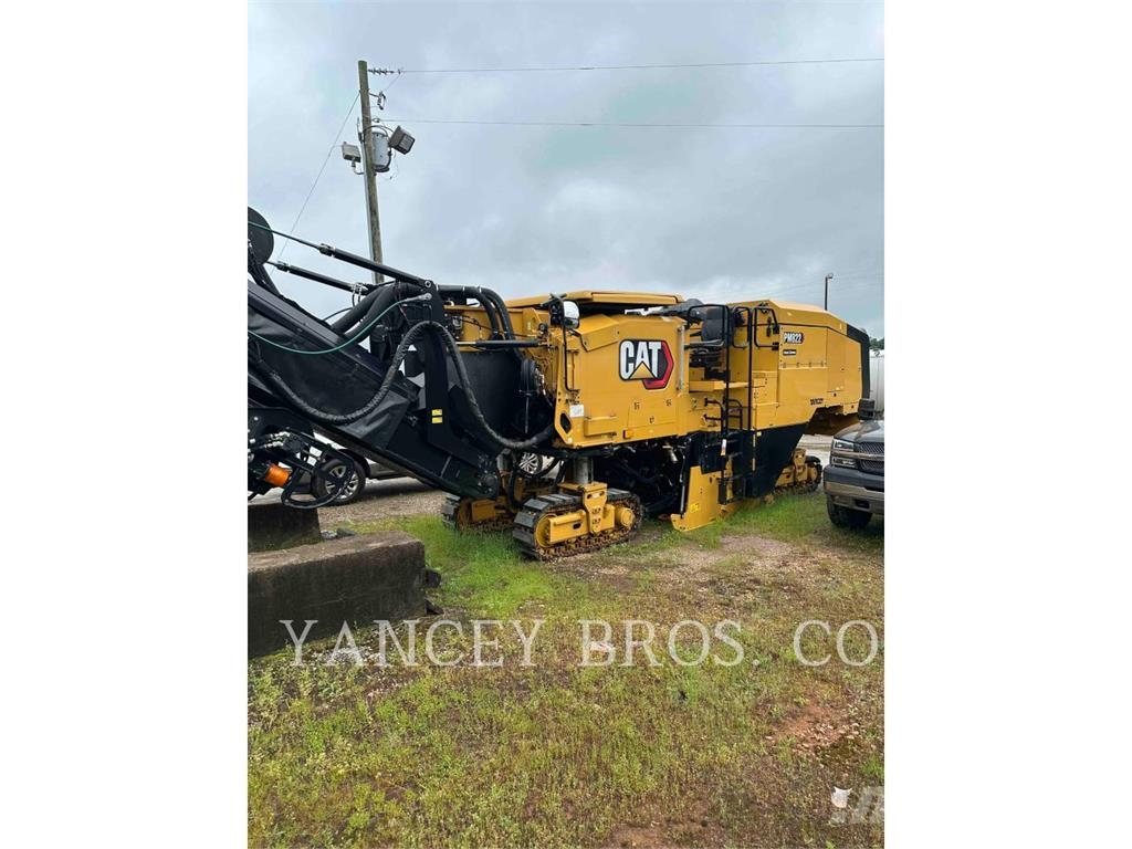 CAT PM82202 Bodenstabilisierer/Asphalt-Recycler