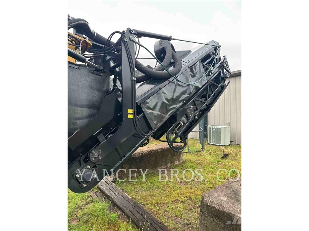 CAT PM82202 Bodenstabilisierer/Asphalt-Recycler