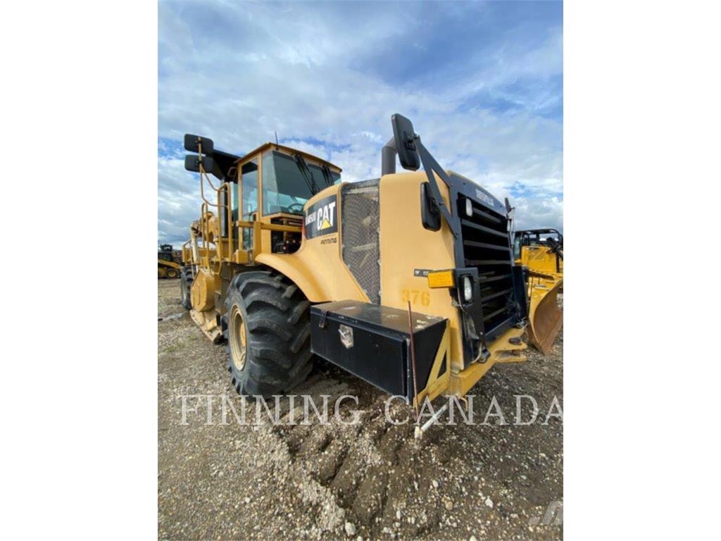 CAT RM-500 Recyklery do asfaltu