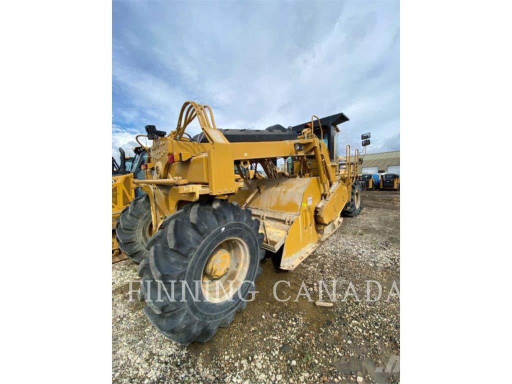 CAT RM-500 Recyklery do asfaltu