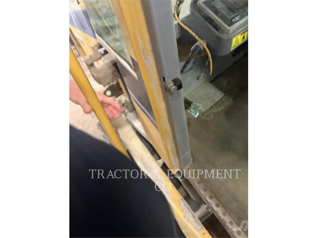 CAT RM300 معدات السفلتة