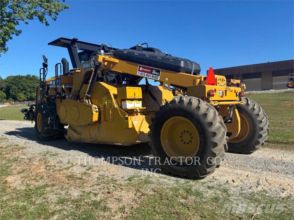 CAT RM400 沥青再生设备