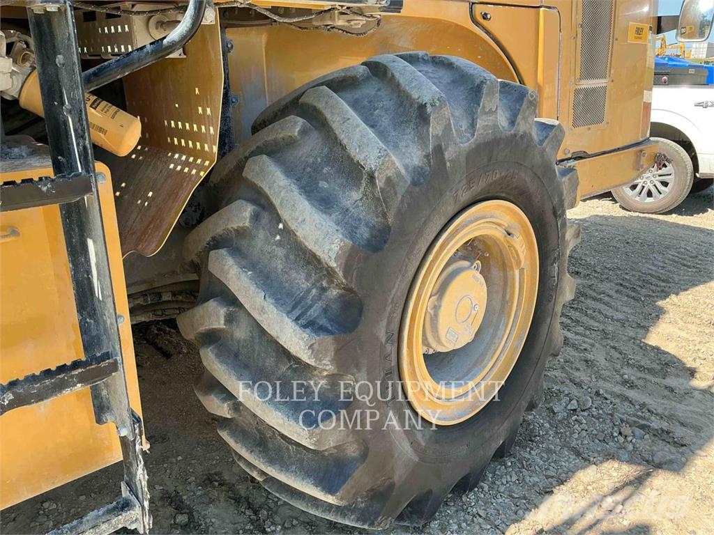 CAT RM500B Asphalt pavers