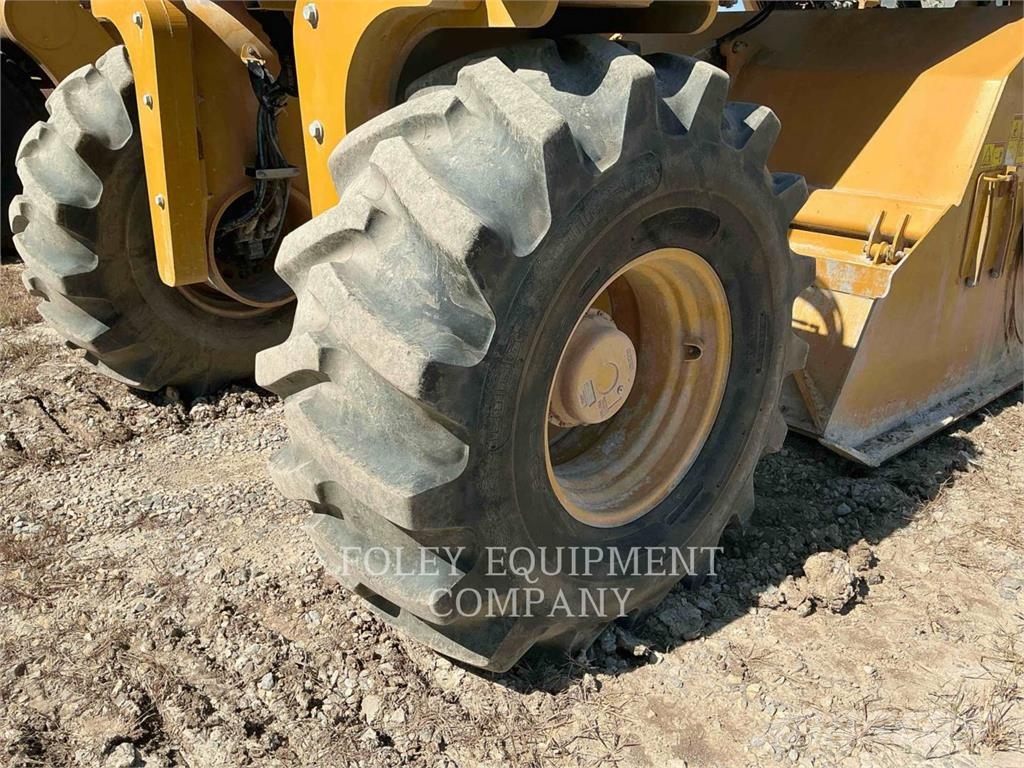 CAT RM500B Asphalt pavers