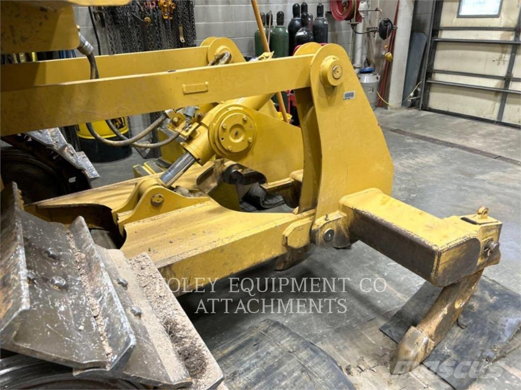 CAT RRD6T Гусеничные бульдозеры
